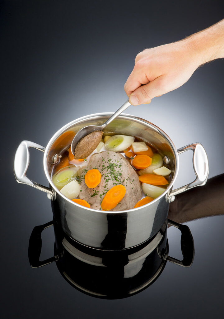 Bouillon de boeuf - Photographe culinaire Strasbourg 67 Alsace