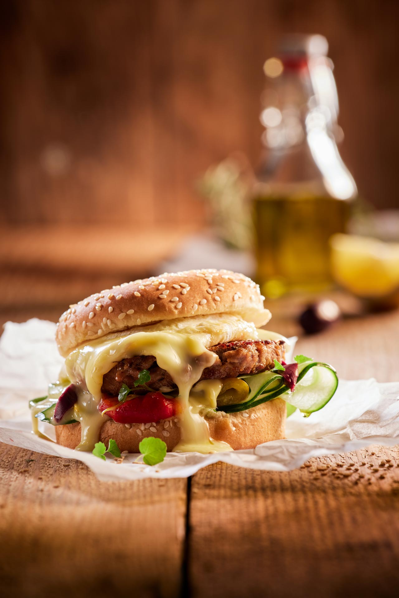 Burger Greekstyle - Prise de vue culinaire réalisée en studio professionnel à Strasbourg dans le Bas-Rhin pour PRÉSIDENT