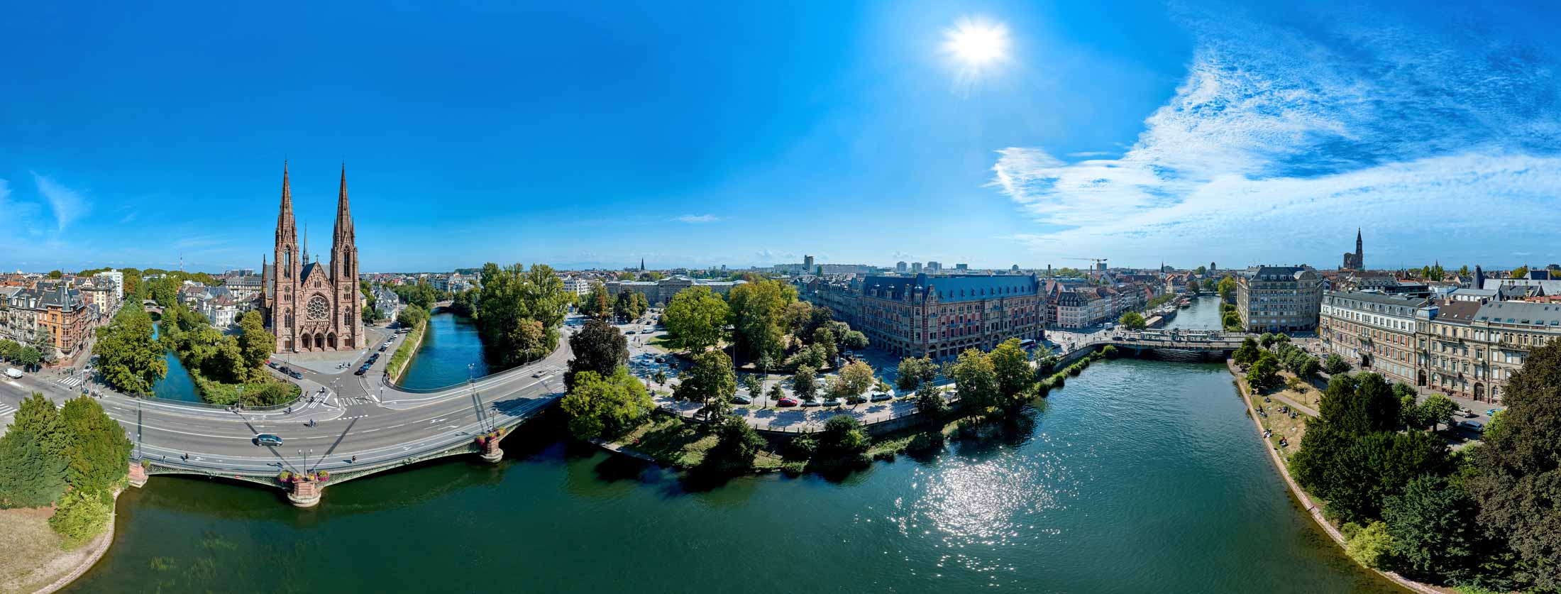 Panoramique d'urbanisme réalisé par drone du quartier du Palais Universitaire de Strasbourg